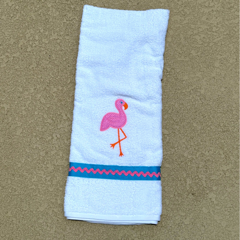 Bailey Boys Pool / Beach towel with flamingo! NWOT